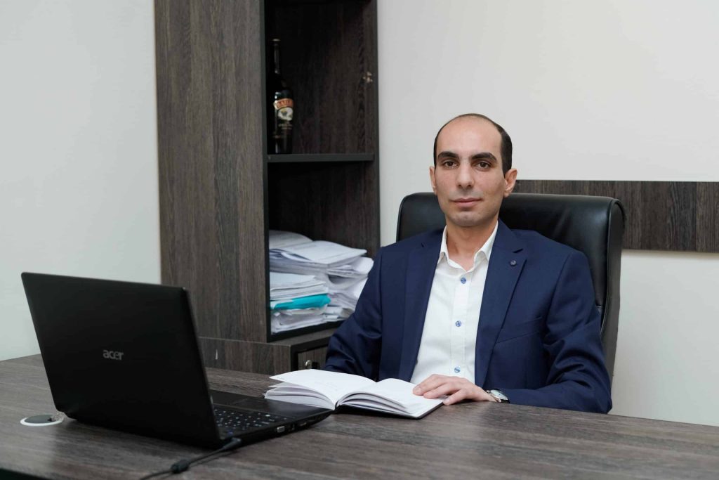Վարչական դատարանը վճռեց պարտավորեցնել ՊՆ-ին մեր վստահորդ զինվորական Ա. Ա-ին տրամադրել օրենքով հասանելիք բնակարանը